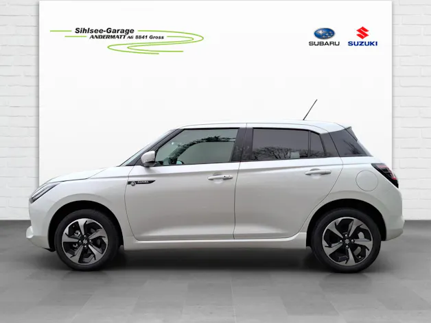 Suzuki Swift 1.2 Sakura Top Hybrid 4x4