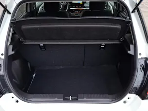 Suzuki Swift 1.2 Sakura Top Hybrid 4x4