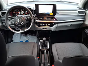 Suzuki Swift 1.2 Sakura Top Hybrid 4x4