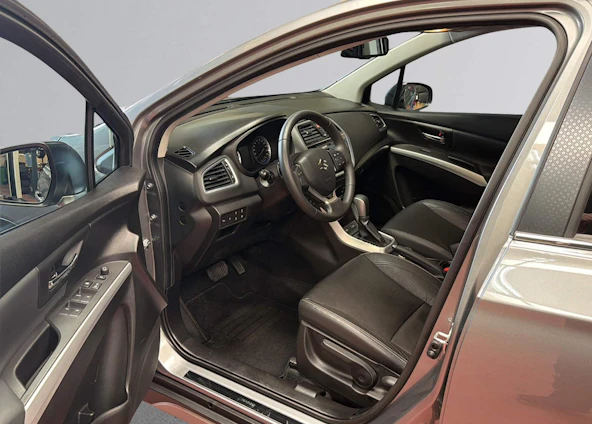 Fahrzeugbild 10 Fahrzeugbild 10