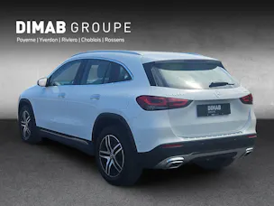 Mercedes-Benz GLA 200 Progressive 4matic