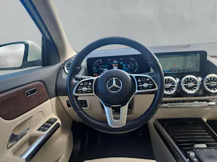 Mercedes-Benz GLA 200 Progressive 4matic
