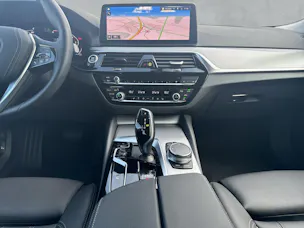 BMW 530d xDrive 48V Touring 📍