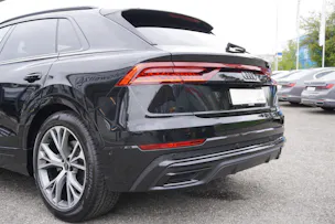Audi Q8 55 TFSI Black Edition quattro tiptronic S-LINE!!!