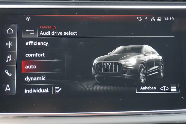 Audi Q8 55 TFSI Black Edition quattro tiptronic S-LINE!!!