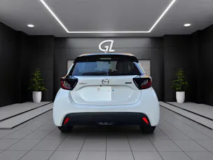 Mazda 2 Hybrid Exclusive-line