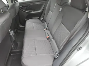 Mazda 2 Hybrid Centre-line