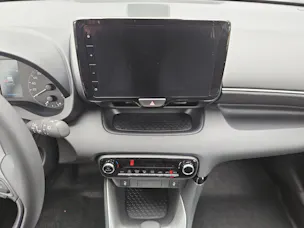 Mazda 2 Hybrid Centre-line