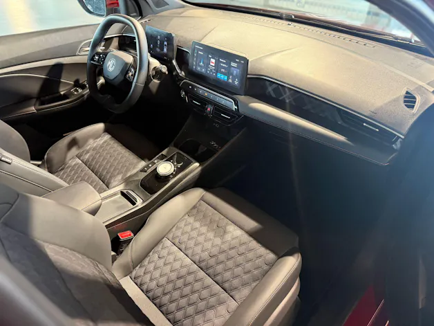 MG 3 1.5 Hybrid Luxury Aut.