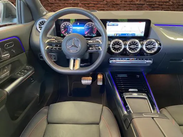 Mercedes-Benz GLA 250 4Matic 8G-DCT