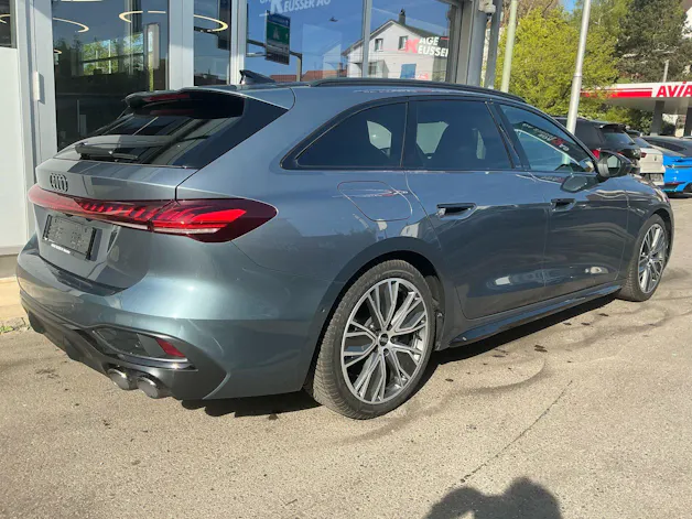 Audi S5 Avant TFSI QUATTRO 368 PS *** PANORAMAGLASDACH & ANHÄNGEKUPPLUNG ***