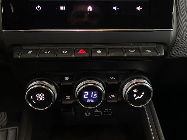 Renault Clio 1.6 E-Tech Techno