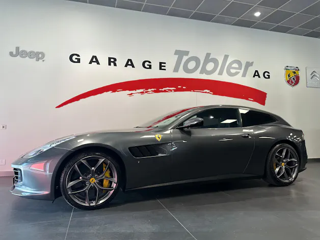Ferrari GTC 4 Lusso T