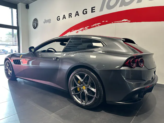 Ferrari GTC 4 Lusso T