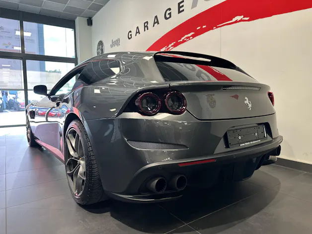 Ferrari GTC 4 Lusso T