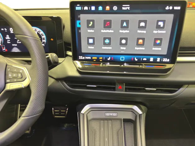 VW T-Roc 1.5 eTSI mHEV R-Line DSG