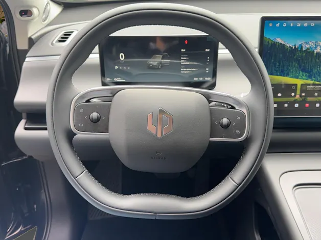 Leapmotor C10 82kWh AWD Design