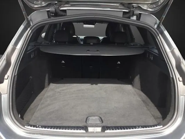 Mercedes-Benz C 200 T AMG Line