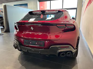 Ferrari Purosangue 6.5 V12 ATELIER