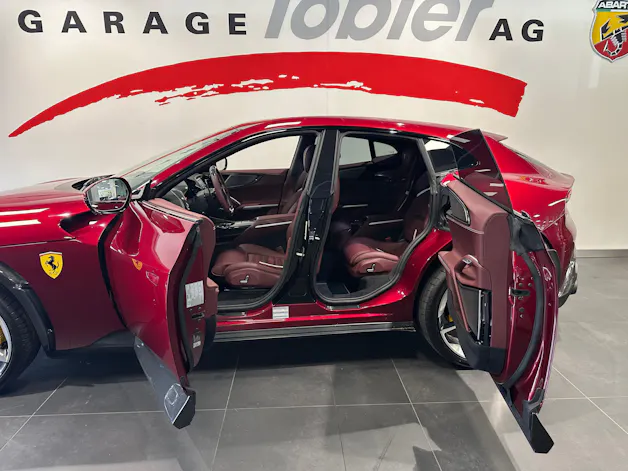 Ferrari Purosangue 6.5 V12 ATELIER