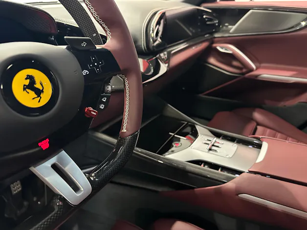 Ferrari Purosangue 6.5 V12 ATELIER