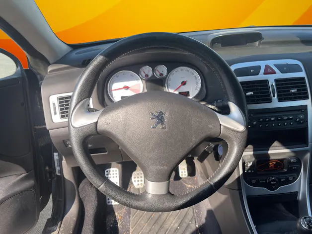 Peugeot 307 CC 2.0 16V