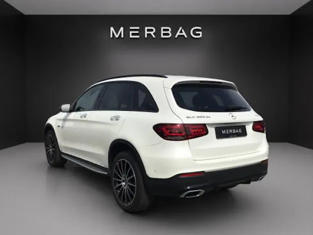 Mercedes-Benz GLC 300 de AMG Line 4M A