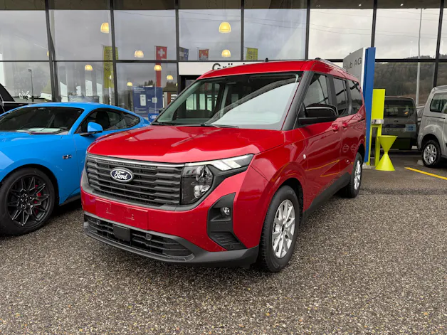 Ford Tourneo Courier 1.0 EcoBoost Titanium Automat