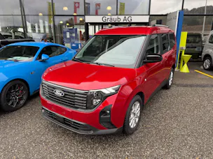 Ford Tourneo Courier 1.0 EcoBoost Titanium Automat
