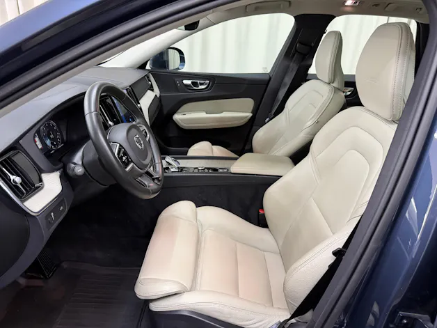 Volvo XC60 B5 Benzin Mild Hybrid AWD Inscription Geartronic