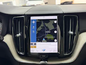 Volvo XC60 B5 Benzin Mild Hybrid AWD Inscription Geartronic