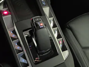 DS Automobiles AUTOMOBILES DS 3 E-Tense 156 Opera