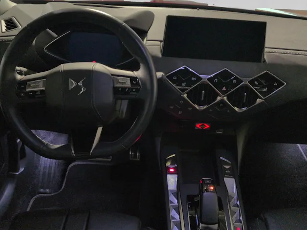 DS Automobiles AUTOMOBILES DS 3 E-Tense 156 Opera