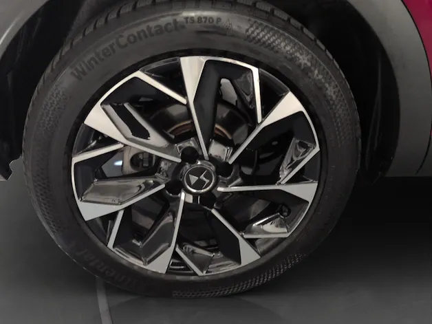 DS Automobiles AUTOMOBILES DS 3 E-Tense 156 Opera