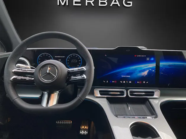 Mercedes-Benz GLC 400 4MATIC with EQ Technology