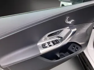 Mercedes-Benz GLC 400 4MATIC with EQ Technology