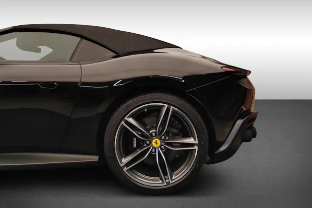 Ferrari Roma Spider
