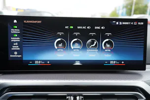 BMW 320d xDrive 48V Touring Steptronic M Sport