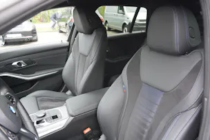 BMW 320d xDrive 48V Touring Steptronic M Sport