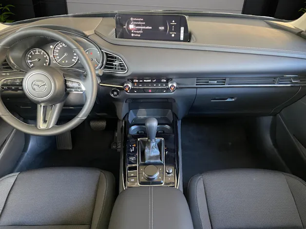 Mazda CX-30 SKYACTIV-X 186 M Hybrid Centre Line AWD AT