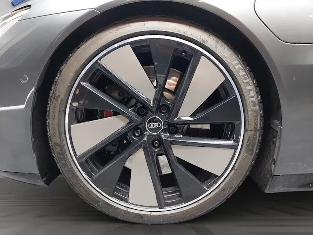 Audi e-tron GT quattro