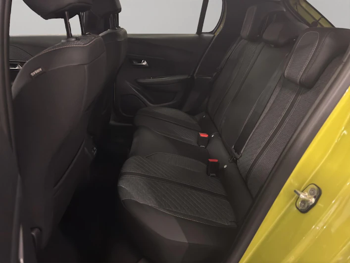 immagine del veicolo PEUGEOT 208