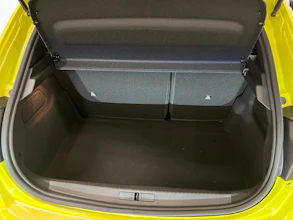 https://vehicle.imgix.net/4277513/712d8e1f-b0f0-4325-b18e-386a84391309.jpg
