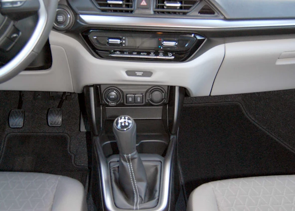 Fahrzeugbild 10 Fahrzeugbild 10