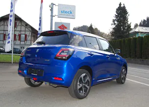 Suzuki Swift 1.2 Sakura Top Hybrid 4x4