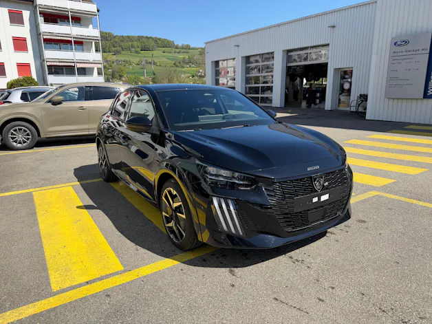 Peugeot 208 1.2 Hybrid 145 GT