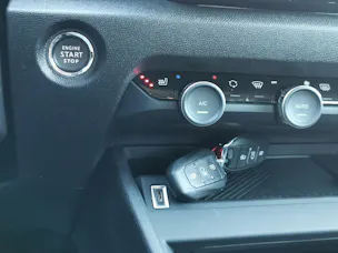 Citroën C4 X 1.2 PureTech Swiss Edition