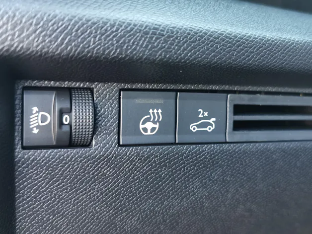 Citroën C4 X 1.2 PureTech Swiss Edition
