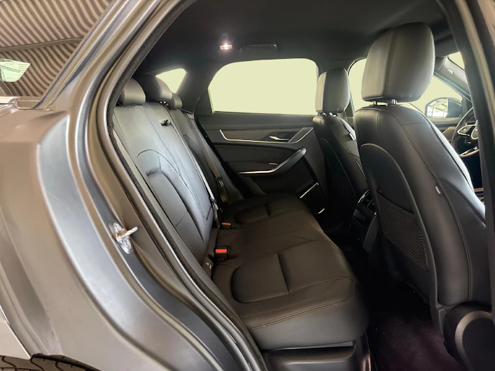 image du véhicule JAGUAR F-PACE