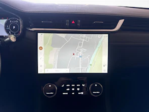 image du véhicule JAGUAR F-Pace 2.0 D I4 200 SE AWD - Ruote invernali incluse